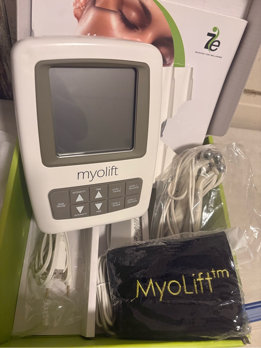 Myolift Mini 7e Wellness Microcurrent Facial Stimulation Device EUC - Picture 11 of 14